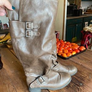 Women’s knee high boots